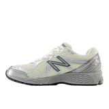 New Balance 860 ML860GO2