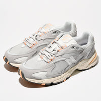 New Balance 725 ML725I