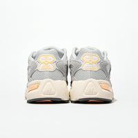 New Balance 725 ML725I