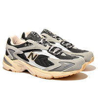 New Balance 725 ML725U